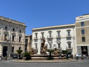 Dianabrunnen auf der Piazza Archimede in Syrakus
