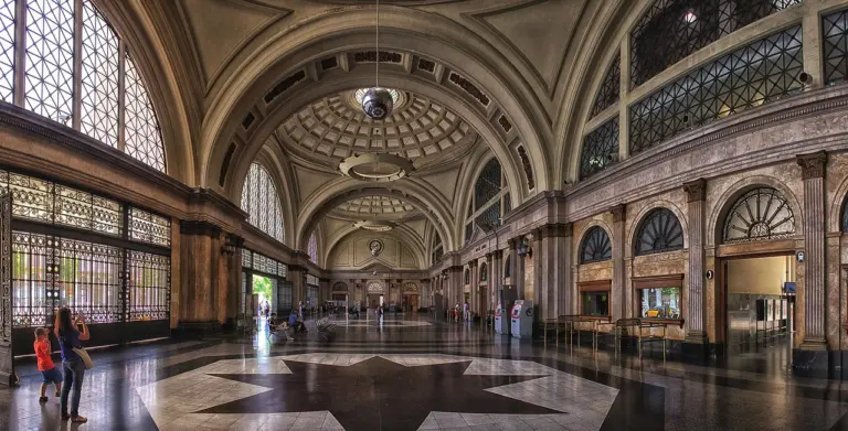 Concourse of França station in Barcelona