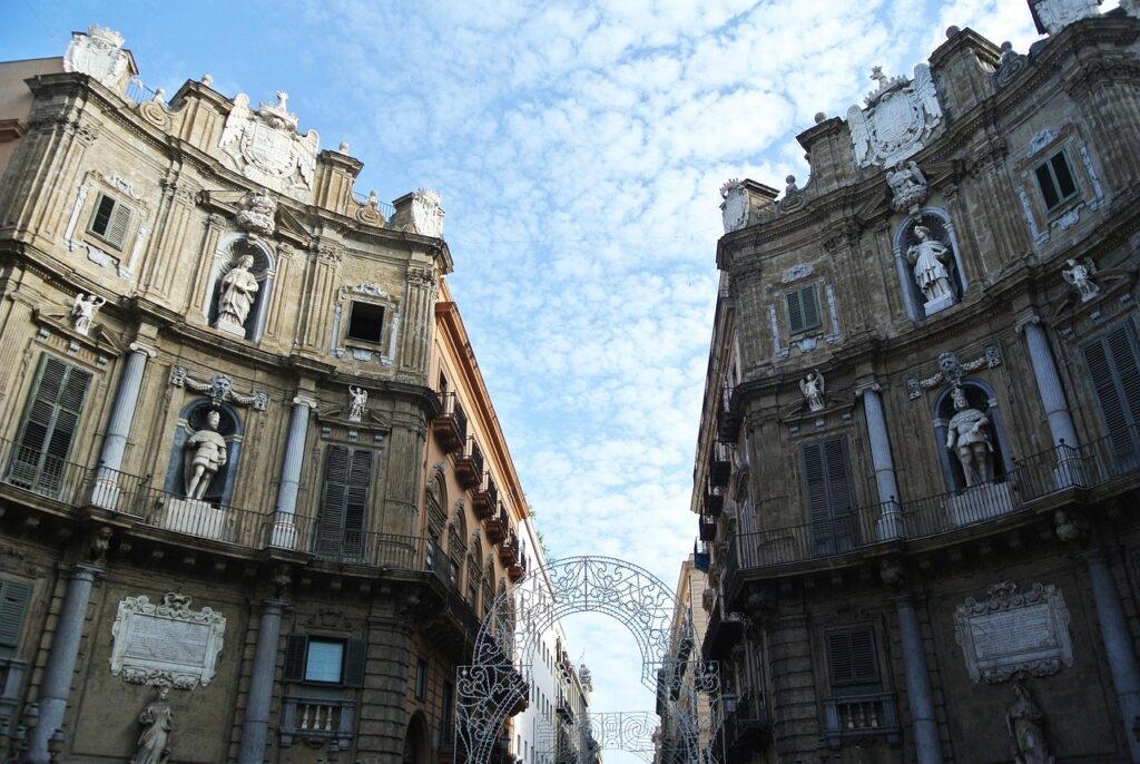 Quattro Canti baroque square in the centre of Palermo