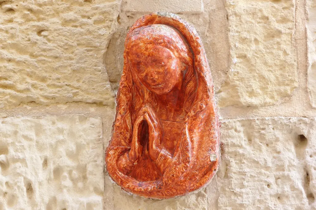 Religiöse Statue und Verzierung in Mdina, Malta