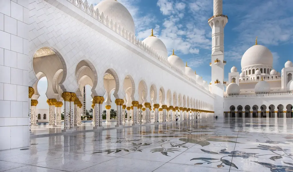 Weiße Moschee in Abu Dhabi, Vereinigte Arabische Emirate